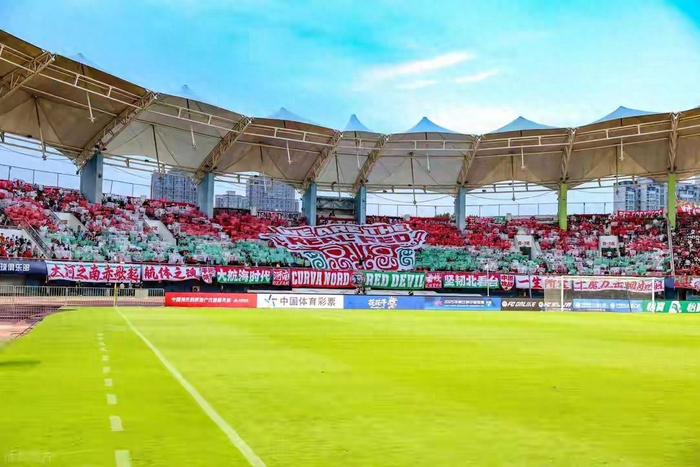 河南队新签“袖珍飞翼”，身高1米54的他凭啥打动主帅？|新疆|吾斯曼|内马尔·达·席尔瓦|内马尔|斯曼_新浪体育_新浪新闻