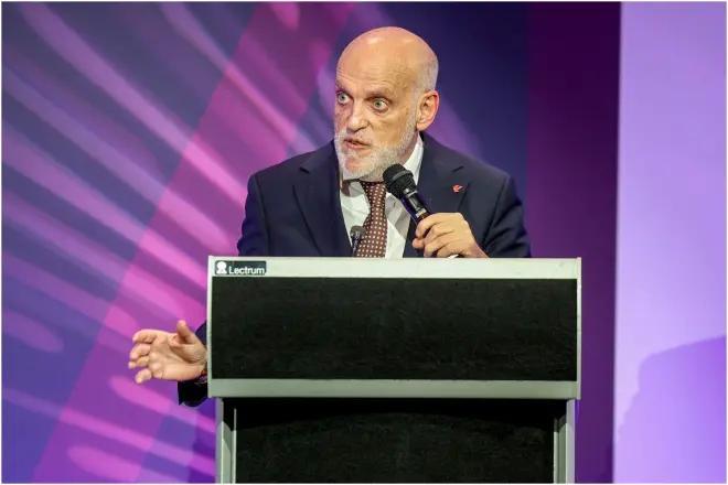 九游会J9平台-特瓦斯：当皇马主席？我在西甲已经够忙了，也没兴趣