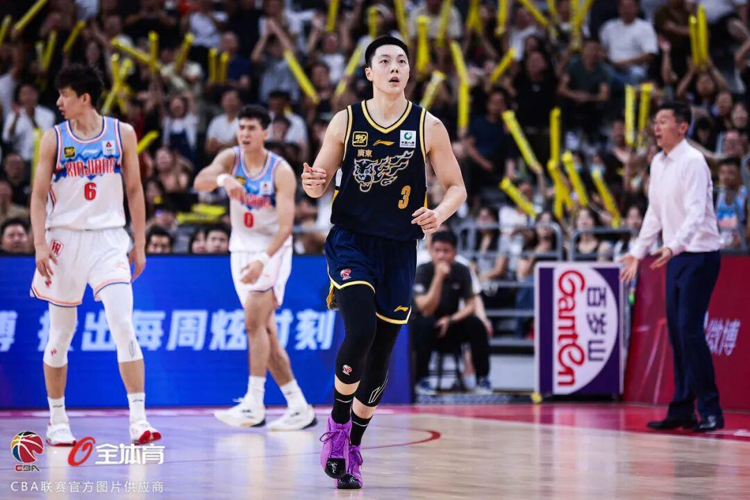 九游会J9官网-3月11日前瞻 I 常规赛硝烟再起，华南虎第二阶段首战新疆